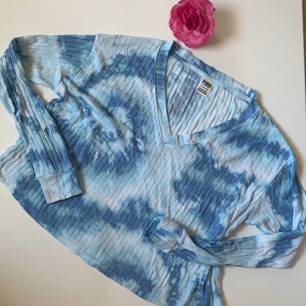 Pink Victoria’s Secret Tye Die Long Sleeve Shirt. Size Small